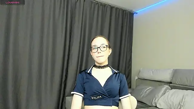Snapshot of RoyceKintzel chatting on 8, 5, 2026 RoyceKintzel online show from 8, 5, 2026
