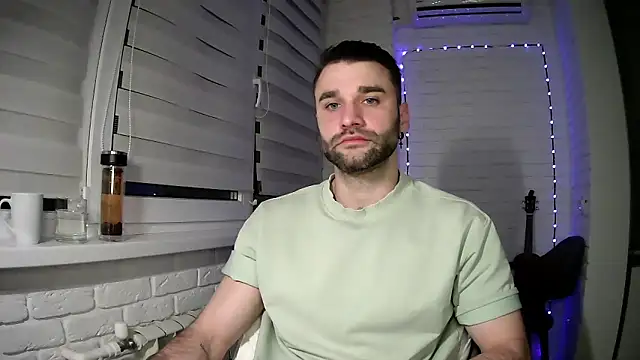DaddySlava online show from 10, 4, 2026