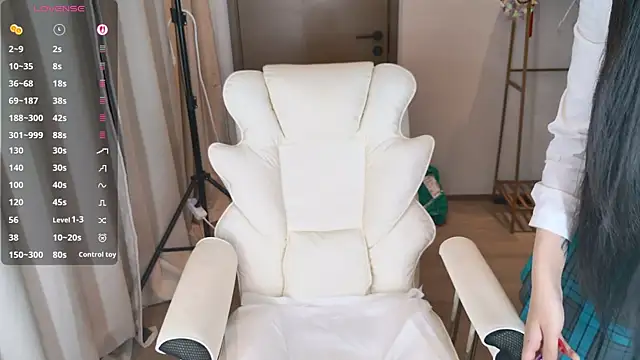 yezi-798 online show from 10, 4, 2026