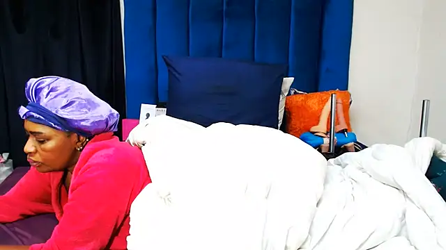 Snapshot of Freakyslut-39 chatting on 14, 6, 2026 Freakyslut-39 online show from 14, 6, 2026