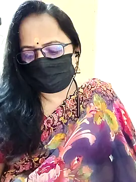 monisha cam online show from 20, 4, 2026