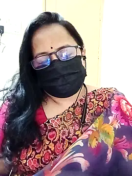 monisha cam online show from 7, 4, 2026