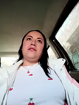 Lesli 26 online show from 4, 4, 2026