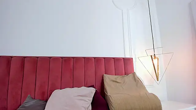 Alexa fox669 online show from 10, 4, 2026