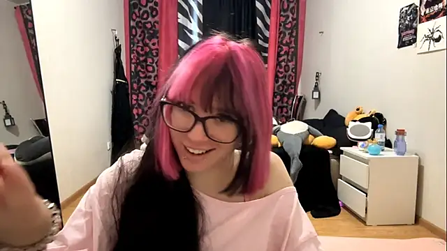 Snapshot of WifeAileen chatting on 10, 4, 2026 WifeAileen online show from 10, 4, 2026