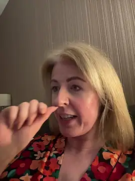 Laylaskyexx online show from 3, 4, 2026