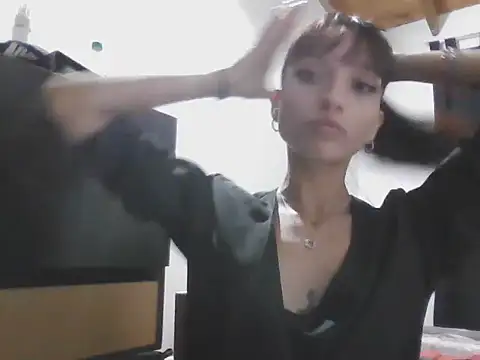 Snapshot of foxy_jaz7 chatting on 5, 4, 2026 foxy jaz7 online show from 5, 4, 2026