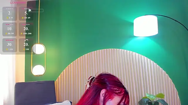 Snapshot of Alicecoule_ chatting on 7, 7, 2026 Alicecoule online show from 7, 7, 2026