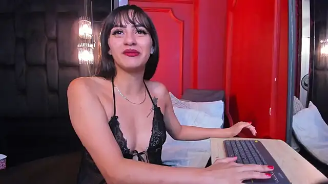 Alicecoule  online show from 14, 4, 2026