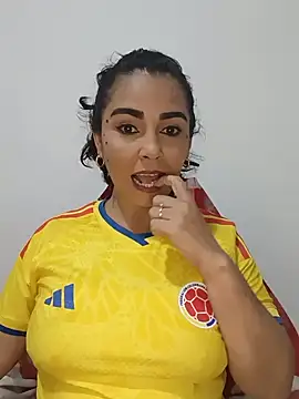 Emily Divi69 online show from 18, 6, 2026