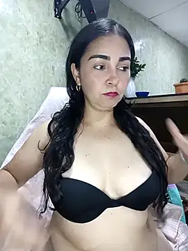 Snapshot of Emily_Divi69 chatting on 12, 4, 2026 Emily Divi69 online show from 12, 4, 2026