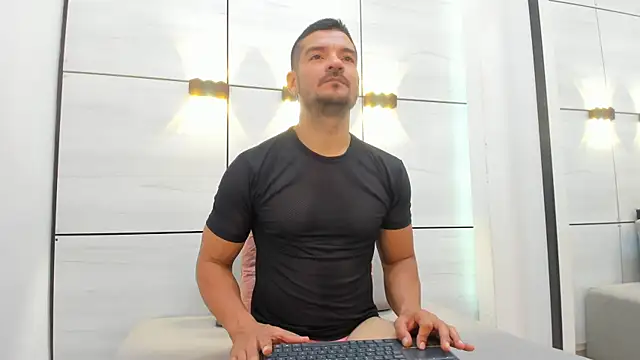 ethan steed online show from 25, 5, 2026