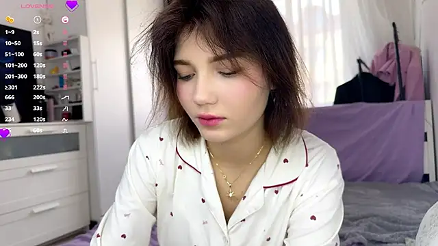 Snapshot of Cute_Capricee chatting on 8, 5, 2026 Cute Capricee online show from 8, 5, 2026
