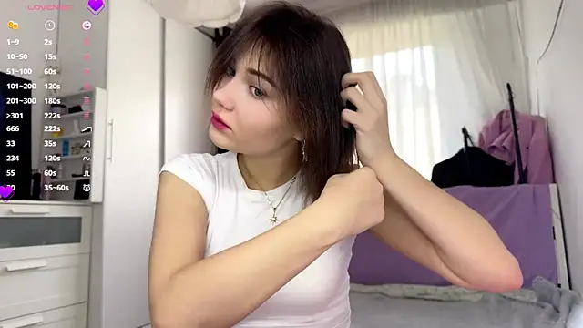 Snapshot of Cute_Capricee chatting on 9, 5, 2026 Cute Capricee online show from 9, 5, 2026