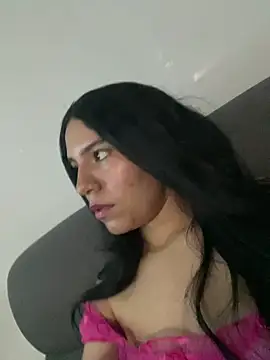 Snapshot of IsabelaRivers chatting on 1, 5, 2026 IsabelaRivers online show from 1, 5, 2026