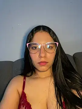 Snapshot of IsabelaRivers chatting on 11, 4, 2026 IsabelaRivers online show from 11, 4, 2026