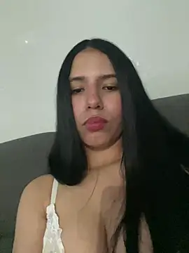 Snapshot of IsabelaRivers chatting on 14, 5, 2026 IsabelaRivers online show from 14, 5, 2026