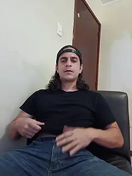 Snapshot of randomzombie27 chatting on 8, 4, 2026 randomzombie27 online show from 8, 4, 2026