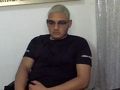 boyhot07 online show from 3, 4, 2026