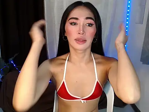 Snapshot of urasiankylie chatting on 20, 6, 2026 urasiankylie online show from 20, 6, 2026