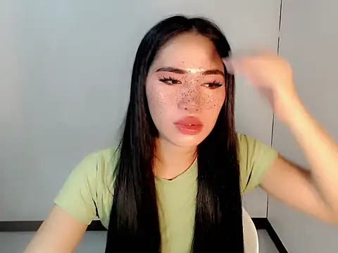 urasiankylie online show from 23, 4, 2026