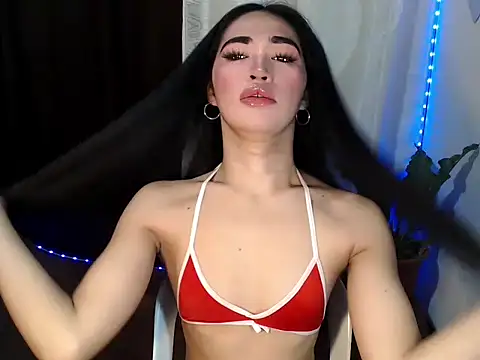Snapshot of urasiankylie chatting on 30, 6, 2026 urasiankylie online show from 30, 6, 2026