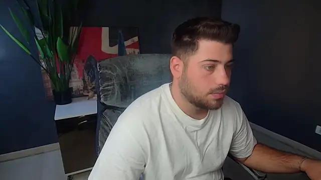 Snapshot of DaxGreer chatting on 23, 4, 2026 DaxGreer online show from 23, 4, 2026