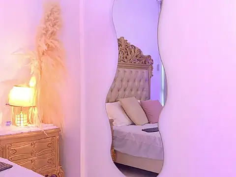 Snapshot of LaraBelmon chatting on 18, 7, 2026 LaraBelmon online show from 18, 7, 2026
