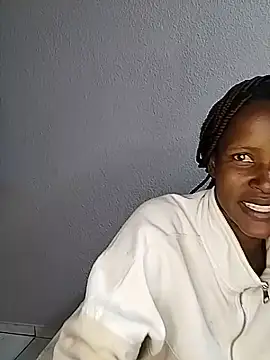 Snapshot of SexySlender_98 chatting on 7, 7, 2026 SexySlender 98 online show from 7, 7, 2026