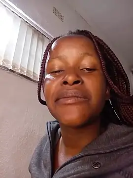 Snapshot of SexySlender_98 chatting on 12, 7, 2026 SexySlender 98 online show from 12, 7, 2026