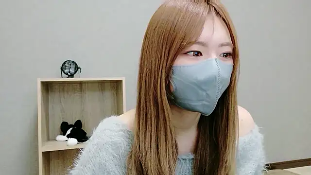 YUA 0425 online show from 23, 4, 2026