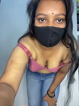 Snapshot of Monika_6999 chatting on 4, 5, 2026 Monika 6999 online show from 4, 5, 2026