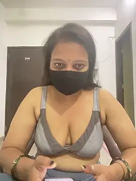 Snapshot of Monika_6999 chatting on 25, 5, 2026 Monika 6999 online show from 25, 5, 2026