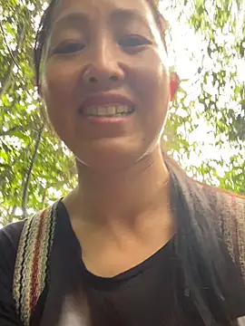 Snapshot of Huonglyna chatting on 20, 5, 2026 Huonglyna online show from 20, 5, 2026