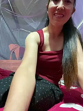 Snapshot of Huonglyna chatting on 21, 6, 2026 Huonglyna online show from 21, 6, 2026