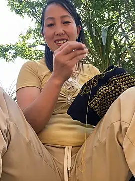 Snapshot of Huonglyna chatting on 9, 4, 2026 Huonglyna online show from 9, 4, 2026