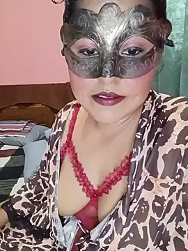 Maskedcurves online show from 26, 6, 2026