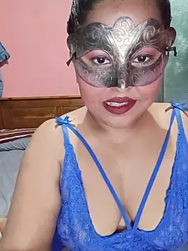 Maskedcurves online show from 12, 7, 2026