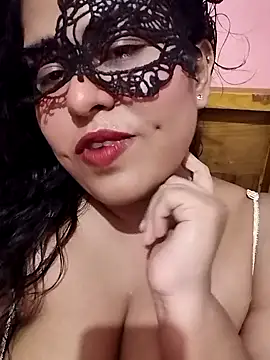Snapshot of Maskedcurves chatting on 10, 4, 2026 Maskedcurves online show from 10, 4, 2026