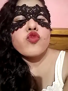 Snapshot of Maskedcurves chatting on 8, 4, 2026 Maskedcurves online show from 8, 4, 2026