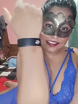 Maskedcurves online show from 18, 6, 2026
