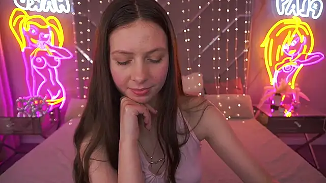 Snapshot of BabyLumi chatting on 3, 6, 2026 BabyLumi online show from 3, 6, 2026