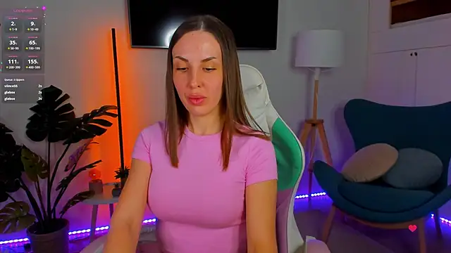 Liil Peach online show from 23, 4, 2026