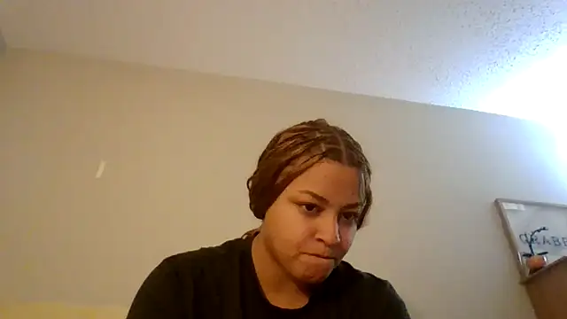 madzbailey online show from 19, 4, 2026