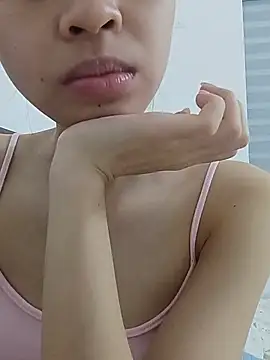 Snapshot of Yenlisu3Zie chatting on 11, 7, 2026 Yenlisu3Zie online show from 11, 7, 2026