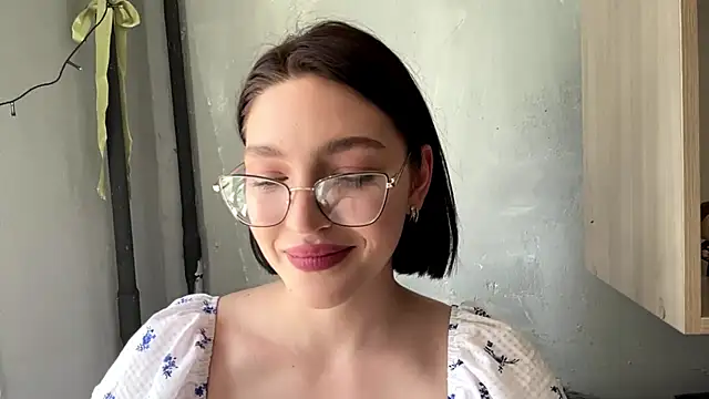 SinfulStarlight online show from 3, 4, 2026