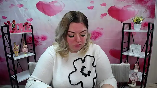 Snapshot of AdelinaMaster chatting on 13, 4, 2026 AdelinaMaster online show from 13, 4, 2026