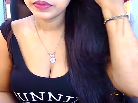 Noor Zarin online show from 26, 4, 2026