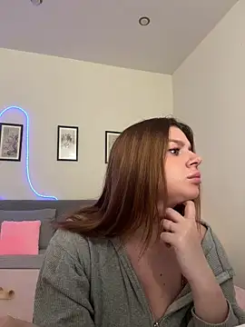 Snapshot of moneyforPeaches chatting on 27, 4, 2026 moneyforPeaches online show from 27, 4, 2026