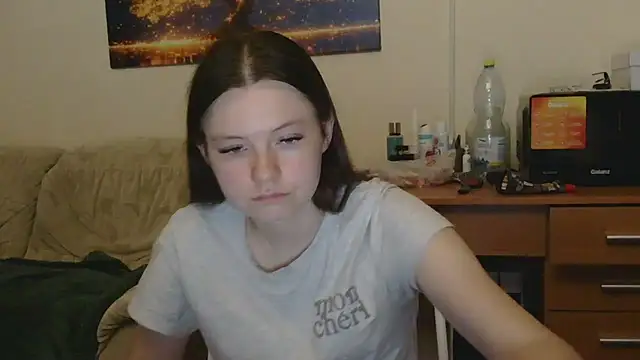 Snapshot of JessicaHolland1 chatting on 4, 6, 2026 JessicaHolland1 online show from 4, 6, 2026